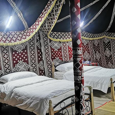 Desert Wonders Camp Ḩawīyah Eksteriør bilde