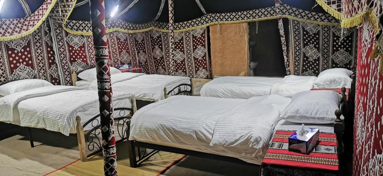Desert Wonders Camp Ḩawīyah Eksteriør bilde