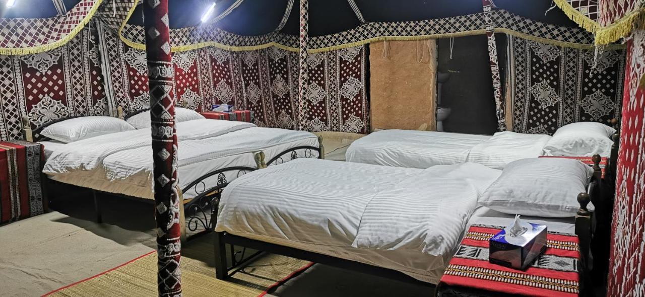 Desert Wonders Camp Ḩawīyah Eksteriør bilde