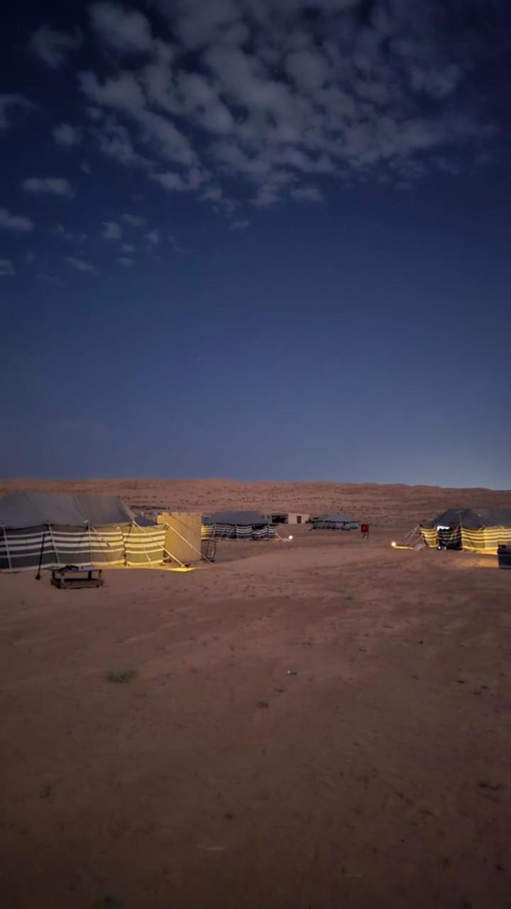 Desert Wonders Camp Ḩawīyah Eksteriør bilde